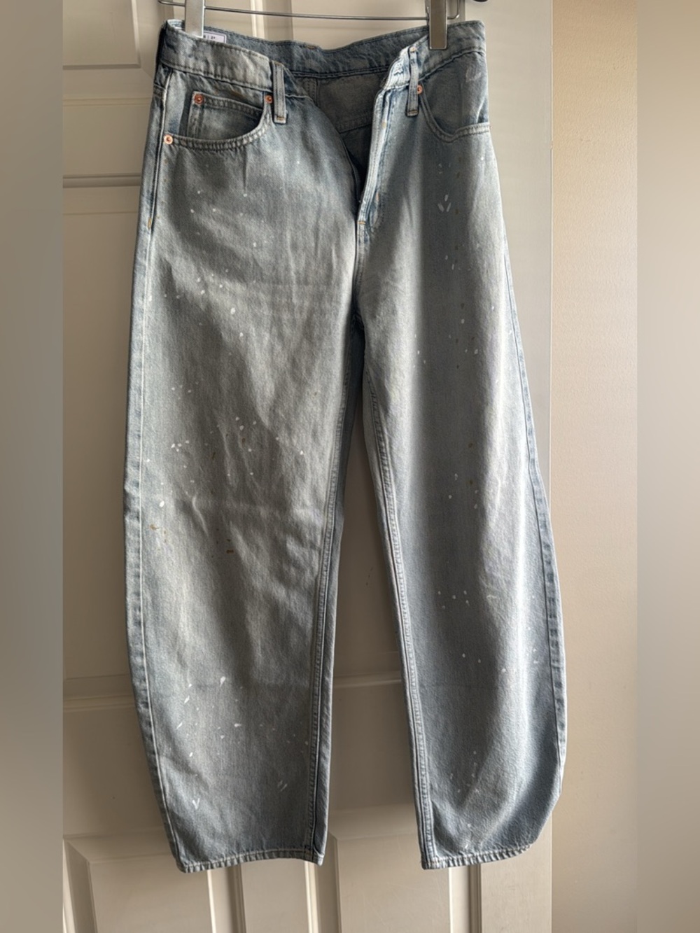 Gap paint splatter Jeans size 26R barrel